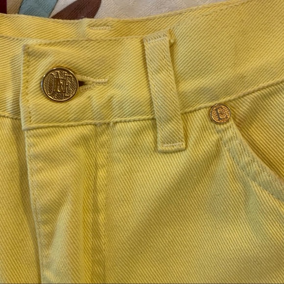 VINTAGE ESCADA YELLOW JEANS SIZE 34 - Picture 8 of 11